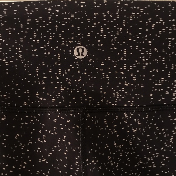 LULULEMON WUNDER UNDER LEGGINGS - Picture 5 of 6